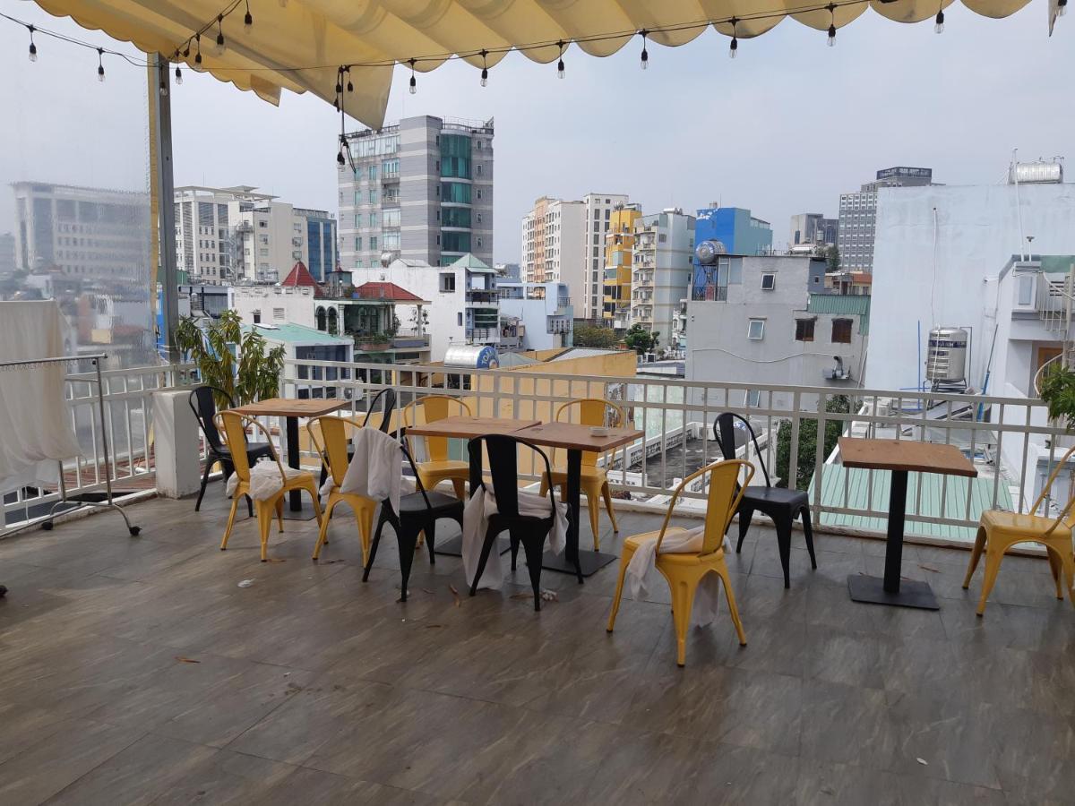 Yelo Hostel & Cafe Cidade de Ho Chi Minh Exterior foto